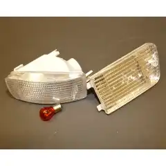 Indicator, front, white, left. With USA socket but European socket can fit